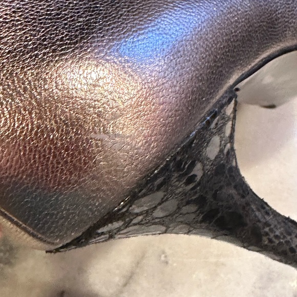 Guess Heels Metallic Champagne Color & Black Animal Print On Heel & Buck… - Picture 14 of 14